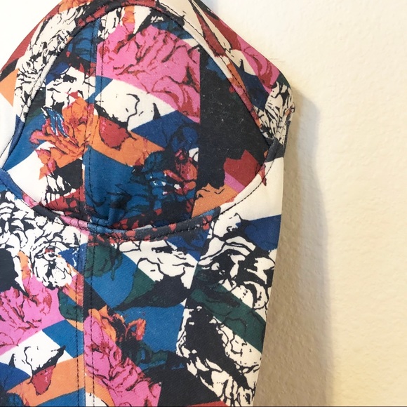 Jessica Simpson Kymball Geometric Floral Dress - Picture 5 of 9